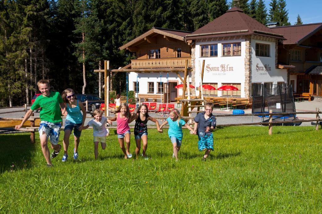 Hotel Sonnalm Altenmarkt im Pongau Esterno foto